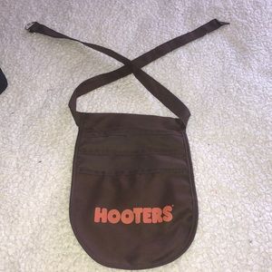 Hooters Other - HOOTERS pouch set 2 for $10 Hooters Other - HOOTERS pouch set 2 for $10